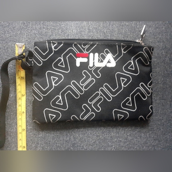 2/$15! FILA travel pouch in black, white, and red. - Picture 4 of 8